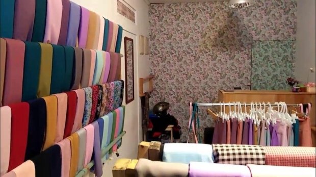 Hijab Store Cilacap: Koleksi Terbaru untuk Tampil Cantik Setiap Hari